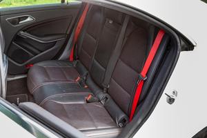 Mercedes-Benz CLA45 AMG 2015 usado en buen estado - Product Image 5