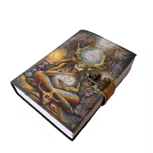 Diario de Cuero Vintage Hecho a Mano, Grimorio Retro con Papel de Algodón Clásico - Product Image 5