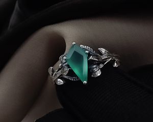 Anillo de Plata de Ley 925 con Ónice Verde en Corte Cometa, con Opciones de Baño de Oro, Joyería de Piedras Preciosas Hecha a Mano, Venta al por Mayor, Personalizable - Product Image 4