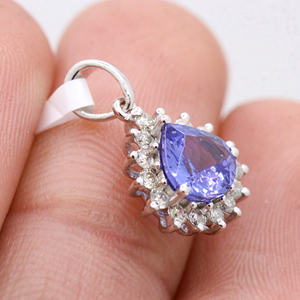 Précieux de haute qualité tanzanite et diamant pierres précieuses 18k solide or blanc fait à la main femmes pendentif bijoux pour la vente en gros - Product Image 4
