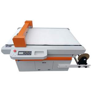 Machine de découpe industrielle à plat pour films DTF à alimentation automatique, format 30'' x 36'' - Product Image 2
