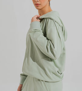Sweat à capuche zippé vert clair pour femme, en tissu doux et confortable, qualité supérieure, style athleisure, streetwear tendance - Product Image 2