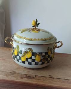 Plat de service à la mode durable et élégant idéal pour les plats chauds divertissant les invités et la cuisine de tous les jours - Product Image 2