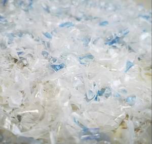 Paillettes PET recyclées/Bouteilles PET Déchets plastiques/Granules PET - Product Image 1