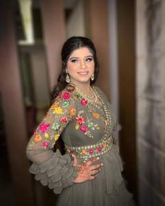 Diseñador Fancy Anarkali vestido Faux Georgette bordado cuatro lados encaje borde Dupatta largo fiesta desgaste bodas fabricado Surat - Product Image 2