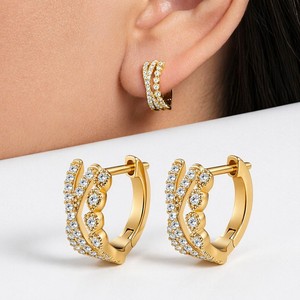 Orecchini a Cerchio Mini Rotondi per Donne, Accessori per Orecchie Semplici e alla Moda per Uso Quotidiano, Outfit Casual e Regalo - Product Image 1