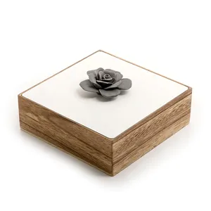 Boîte de rangement sucrée de luxe avec couvercle en métal Boîte à bonbons design parfaite pour les chocolats, les cadeaux de mariage, les anniversaires et les occasions spéciales - Product Image 6