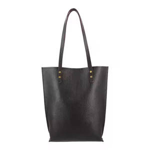Sac fourre-tout en cuir de qualité supérieure au design personnalisé, style unique, meilleur matériau, sac fourre-tout en cuir pour femmes - Product Image 1