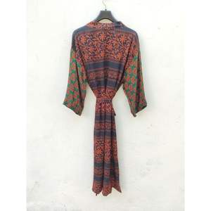 เสื้อคลุมผ้าไหมยาวลายดอกไม้สำหรับผู้หญิงไซส์ XL เสื้อคลุมชุดกิโมโนรักษาอุณหภูมิสำหรับใช้ในบ้านชุดนอนชายหาดสำหรับฤดูใบไม้ผลิ - Product Image 4