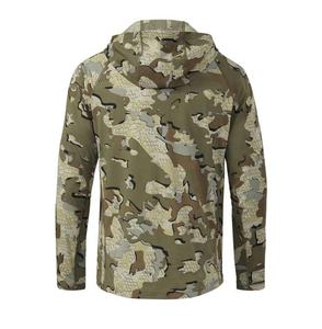 Veste de chasse isolée avec imprimé camouflage durable et matériau imperméable conçu pour le confort et la performance à l'extérieur - Product Image 5