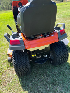 Tondeuse autoportée Husqvarna d'occasion, 48 pouces de coupe, à vendre – Fournisseur de tracteurs de jardin, expédition immédiate - Product Image 4