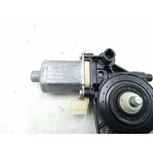 มอเตอร์กระจกไฟฟ้าด้านหน้าซ้าย AUDI A3 Cabriolet Serie (8V7, 8VE) (13>) รุ่น 0130822716 - Product Image 3
