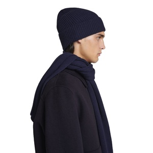 Bonnet tricoté sur mesure en acrylique pour l'hiver avec logo brodé personnalisé imprimé pour unisexe - Product Image 3