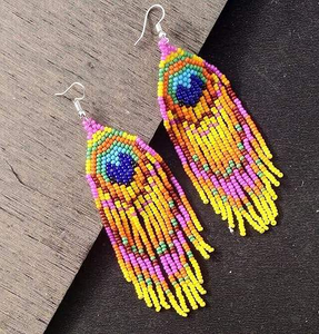 Pendientes de Flores con Cuentas Hechos a Mano para Niñas, Joyería Bordada Única, Estilo Lindo, Etiqueta Privada Personalizada para Bodas Ortodoxas - Product Image 2