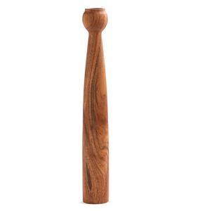 Paire de bougeoirs sculpturaux en bois naturel, bois dur, formes lisses tournées, accents de décoration intérieure rustiques et minimalistes - Product Image 1
