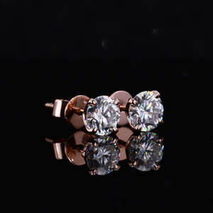 Starsgem Boucles d'oreilles en or 14 carats à 4 griffes 1ct 0.5ct Round Brilliant Cut Lab Grown Diamond - Product Image 3