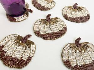 รถไฟเหาะลูกปัดงานแฮนด์เมดทรงกลมพร้อมเมล็ดบนโต๊ะอาหารรถไฟเหาะลูกปัดงานปักโลโก้ที่กำหนดเองงานฝีมือที่เป็นมิตรกับสิ่งแวดล้อม - Product Image 3