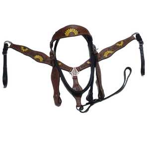 Bel ensemble de matériel d'équitation saisonnier en cuir véritable léger avec têtière usinée et plaque de poitrine - Product Image 1