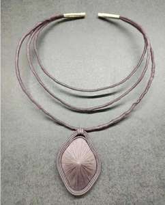 Haute Résine Époxy Fashion Top Design Long Gland Collier Bohême À La Main Résine Pendentif Collier - Product Image 6