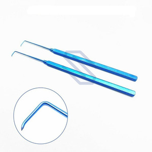 Instrument chirurgical ophtalmique à crochet en titane Helveston Finder avec pince en acier inoxydable à alimentation manuelle Clip en métal certifié CE - Product Image 1