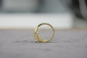 Bague Moissanite avec diamant cultivé en laboratoire à la mode forme fantaisie VS1 clarté IGI SGL certifié or Rose or argent fabricant de bijoux personnalisé - Product Image 4