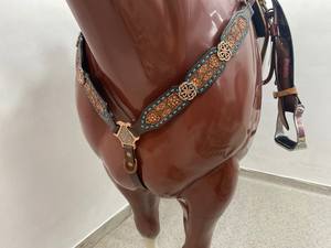 Ensemble de harnais de cheval occidental de qualité supérieure avec collier de tête en cuir pour l'équitation Équipement d'équitation Accessoires - Product Image 6