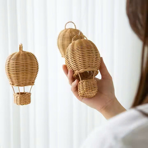 Decoración de globo aerostático tejido a mano de ratán, Idea de regalo de cumpleaños, adorno colgante de pared para guardería, adecuado para decoración de habitación de niños - Product Image 3