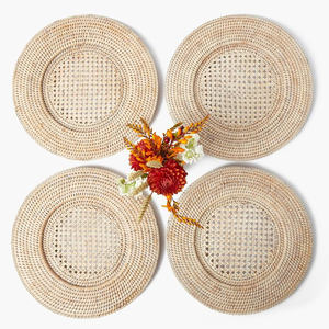 จานรองอาหารหวายสีน้ำเงินสไตล์โบโฮสุดหรู ทำมือ ลายดอกไม้ พร้อมแผ่นรองจานลายดอกไม้และของตกแต่งโต๊ะขอบหยัก  รับผลิตแบบ OEM ODM จากเวียดนาม - Product Image 5