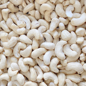 Offre Spéciale noix de cajou crues W180 W240 Vietnam noix de cajou W320 boîte en fer blanc 20Kg Santigo Viet Nam prix d'usine - Product Image 1