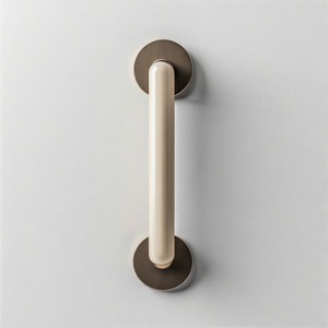 VeronaTurn, manija de puerta antigua de latón macizo, elegante grabado Floral, acabado pulido, único, Vintage, clásico, hogar, cocina, baño - Product Image 1