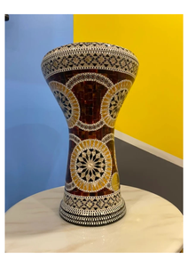 Instrument de percussion artisanal en aluminium et nacre décoratif à motif mosaïque pour darbuka, idéal pour l'enseignement musical et les cadeaux - Product Image 4