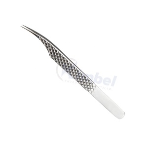 Mango de agarre de diamante de acero inoxidable de alta calidad, pinzas de pestañas curvas profesionales, herramienta de extensión de pestañas con acabado plateado - Product Image 1