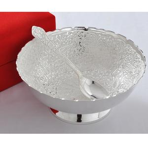 Cuenco Decorativo de Latón Plateado con Tema de Amor para Navidad - Product Image 6