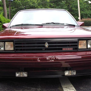 Renault Alliance GTA Convertible de 1987, Usado, Sin Reserva, Transmisión Manual de 5 Velocidades, Modelo Único de 1 Año, 1 de 1029 Fabricados - Product Image 1