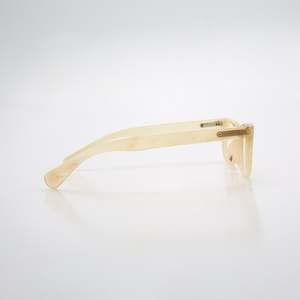 แว่นตาเขาควายธรรมชาติคุณภาพระดับพรีเมี่ยมใช้สำหรับทุกโอกาส - Product Image 3