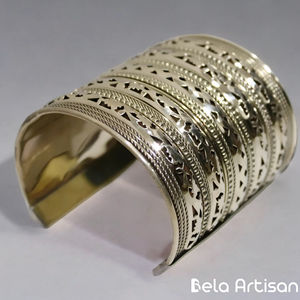 Brazalete de latón vintage hecho a mano, joyería artesanal en forma de mariposa para fiestas, compradores al por mayor Bienvenidos - Product Image 6