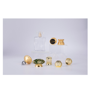 Flacons de parfum givrés en alliage de zinc avec pulvérisateur et capuchon noir personnalisables pour marque sur mesure - Product Image 6