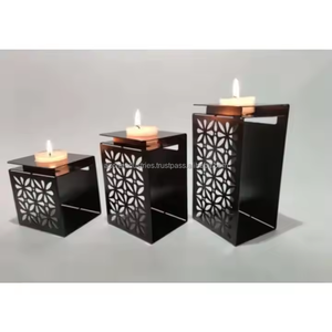 โคมไฟชาโลหะสีดำลายดอกไม้สำหรับตกแต่งบ้านเชิงเทียนแบบเสาสำหรับตกแต่งคริสต์มาส - Product Image 3