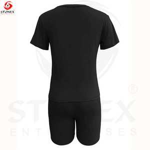 Ropa personalizada 2 piezas Pantalones cortos Trajes Mujeres Sólido Jogger Set T Short y Shirt Set Biker Two Piece Short Set - Product Image 3