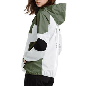 แจ็คเก็ตล่าสัตว์ปีนเขากันลมน้ำหนักเบาสำหรับผู้หญิง, เสื้อมีฮู้ดสำหรับกลางแจ้งยุทธวิธีกันน้ำนิ่มสำหรับล่าสัตว์แห้งเร็ว - Product Image 5