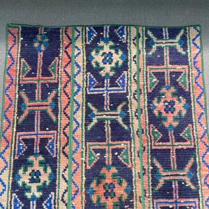 Alfombra Turca Vintage de 2.1x3.2 pies (64x98 cm), Alfombra Persa Azul y Roja - Product Image 3