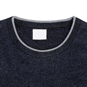 Sweat-shirt d'hiver pour homme de haute qualité 100% coton avec logo personnalisé sur le devant, tissu polaire uni teint sans capuche - Product Image 4