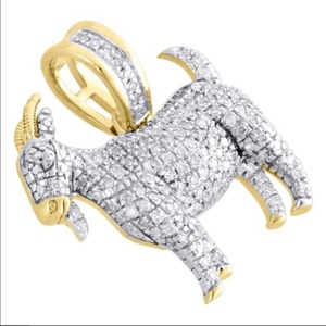 Pendentif en argent 925 avec diamants pavés, pendentif en forme de chèvre, pendentif inspiré des animaux, pendentif rond en moissanite pour homme ou femme - Product Image 3