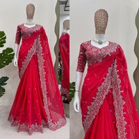 Saree en soie pure et douce de designer indien, belle broderie et bordure de travail de séquence pour mariage et fête