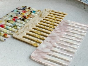 Peine de Resina Profesional para Peluquería, Peine para Peinar en Salón, Material de Resina de Alta Calidad - Product Image 2