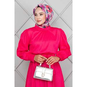 Vestido fucsia modesto con cintura elástica y hiyab para mayor comodidad y estilo - Product Image 4