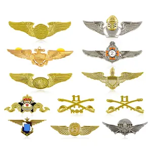 Custom Creatief Ontwerp Metalen Emaille Pin Badge Decoratie Accessoires Souvenirs Vleugels Metalen Pinnen Voor Kleding Caps