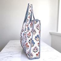 Sac fourre-tout de conception simple à la demande pour les femmes idéal pour le bureau utilisation shopping voyage disponible au prix d'usine
