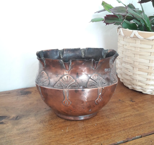 Jardinière en cuivre moulé en métal d'extérieur, taille réelle, bronze antique, pots à fleurs pour la décoration de jardin - Product Image 3