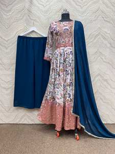 Hermosa Naira Cut Long Kurti-Plazzo con Dupatta Impresión digital con bordado Lentejuelas Trabajo y colgante Latkan - Product Image 5